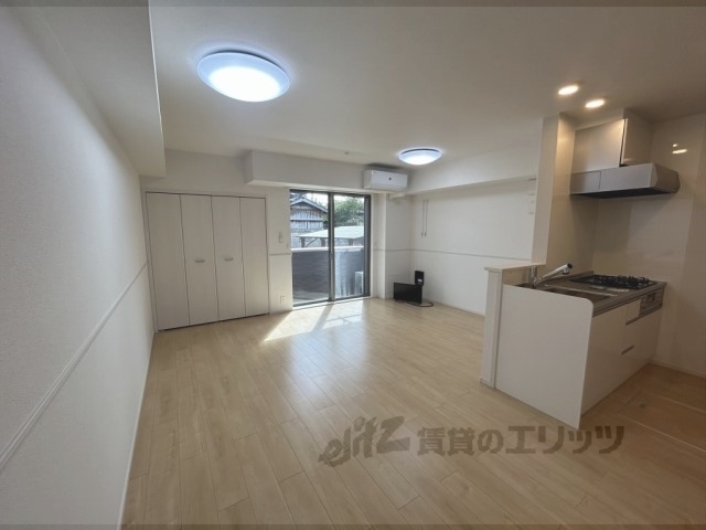 居室・リビング　リビング