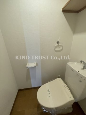 トイレ　清潔感のあるトイレです