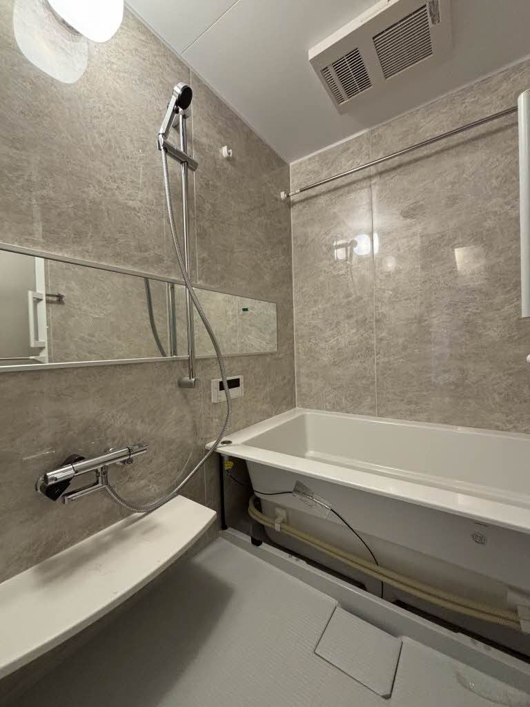 建物外観　完成予想図（共用コミュニティスペース）