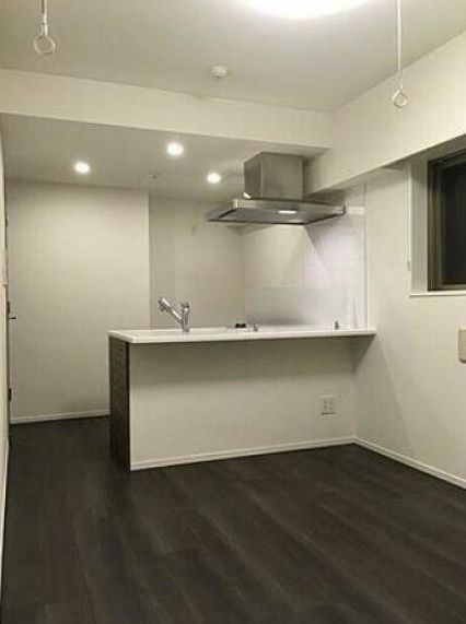 居室・リビング　☆明るい居室☆