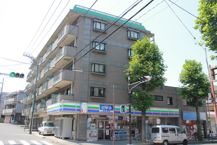 コンビニ　スリーエフ（コンビニ）まで450m