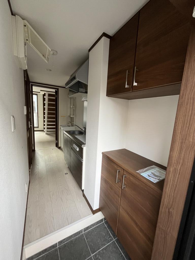 玄関　※同施工会社参考写真