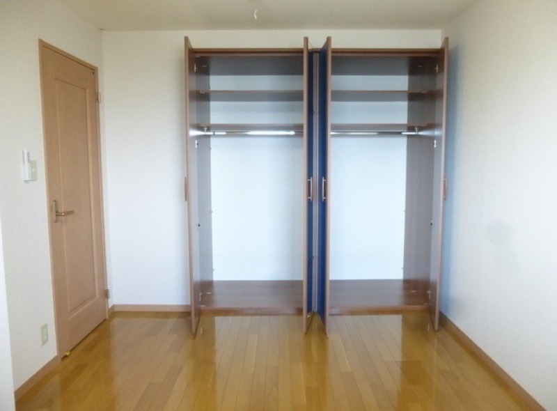 収納　図面と現状に相違がある場合には現状を優先