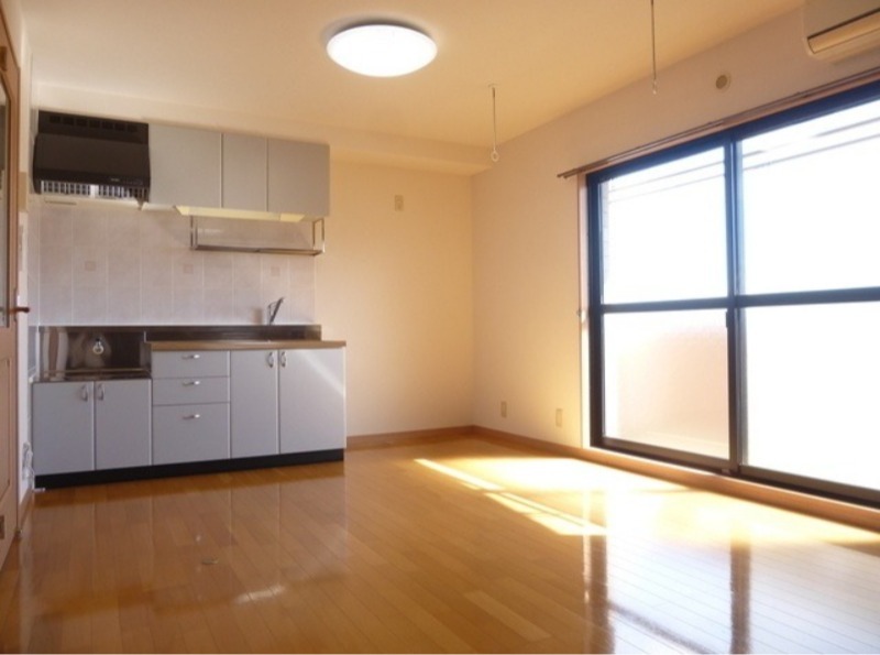 居室・リビング　図面と現状に相違がある場合には現状を優先