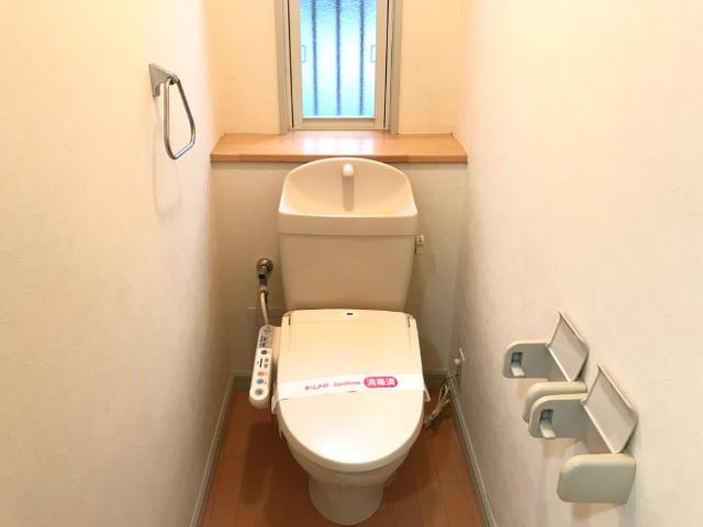 トイレ　トイレ