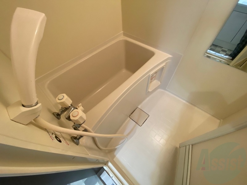 バス・シャワールーム　お風呂場です。一日の疲れをゆっくり癒しましょう。