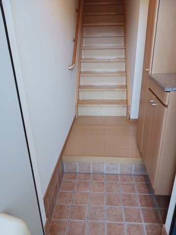 玄関　落ち着いた玄関です