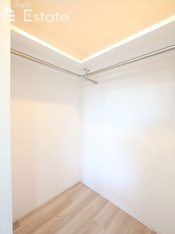 収納　ウォークインクローゼット