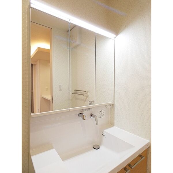 洗面設備　独立洗面台