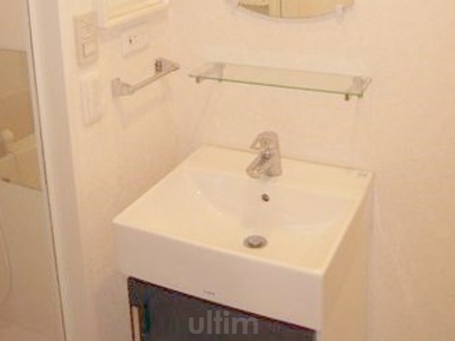 洗面設備　※別のお部屋の写真です