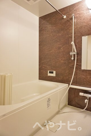 バス・シャワールーム　★浴室乾燥機で梅雨時期も◎