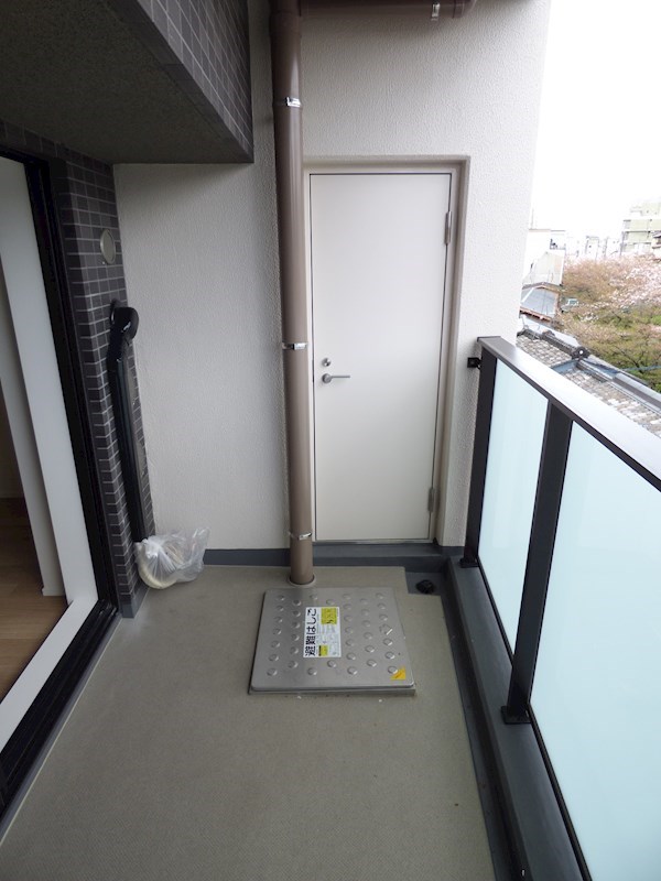 バルコニー　※類似タイプのお部屋です