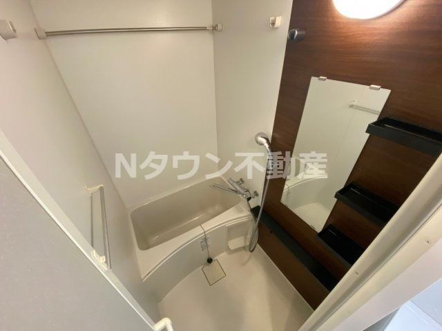 バス・シャワールーム　ゆったり過ごせるお風呂です