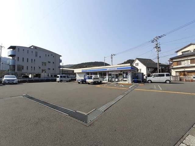 コンビニ　ローソン 高知針木本町店（コンビニ）まで160m