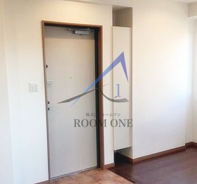 玄関　玄関です。