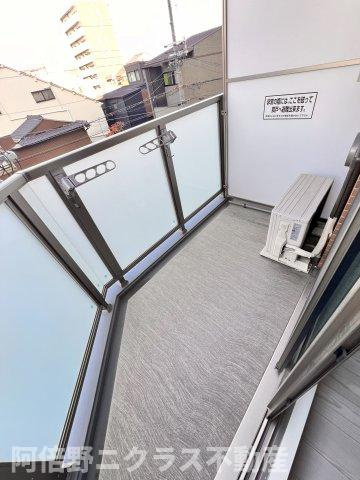バルコニー　内装は別部屋の参考写真です。