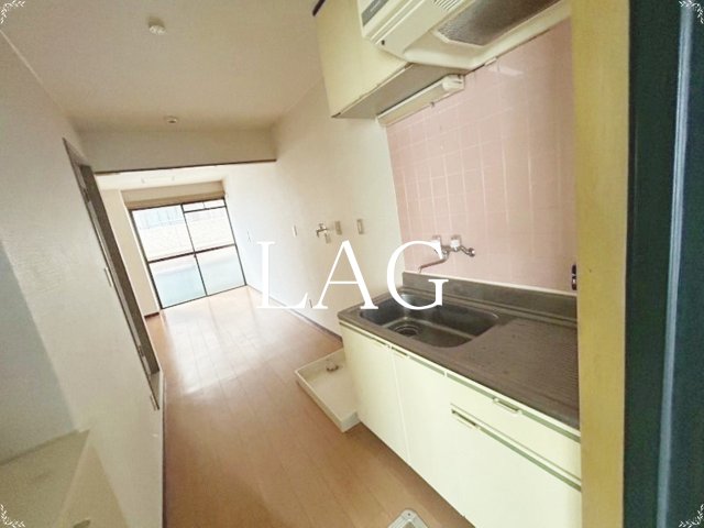 キッチン　キッチンです。