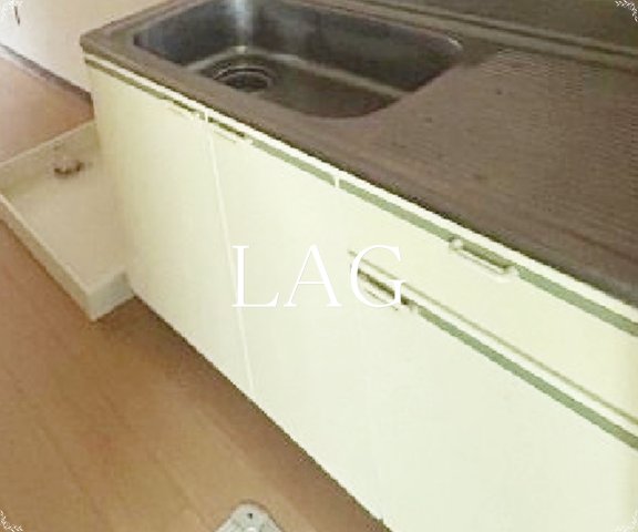 収納　キッチン下収納です。