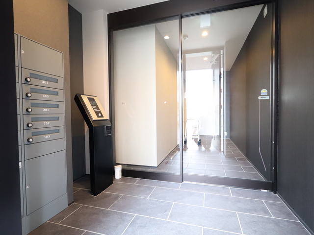 エントランス　オートロック・宅配ＢＯＸ