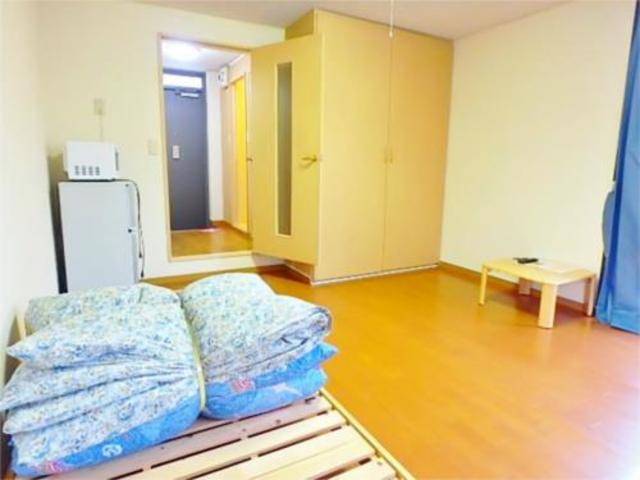 居室・リビング　家具・家電付き