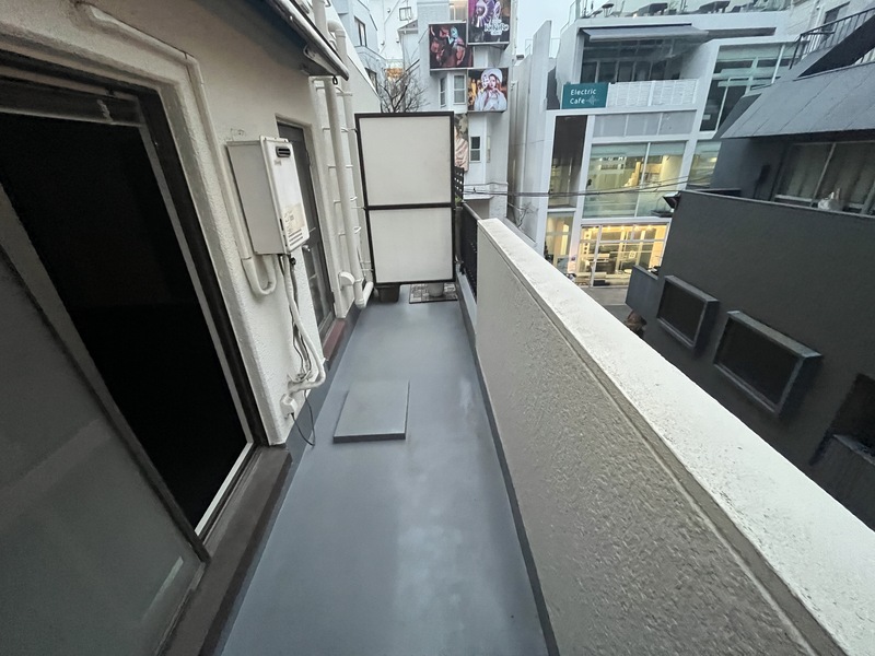 バルコニー　バルコニー