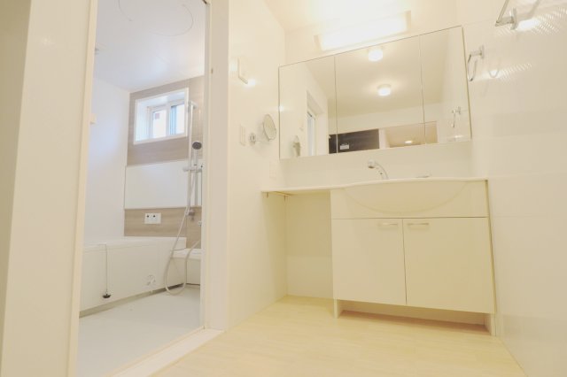 洗面設備　※別部屋の写真です。参考にしてください。