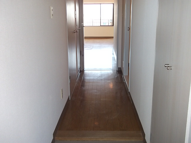 玄関　『プロシード甲府』