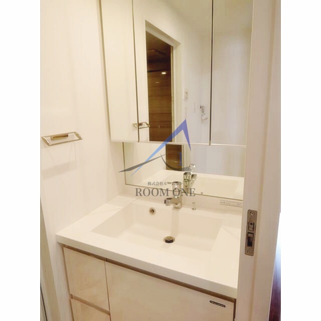 洗面設備　洗面台です。