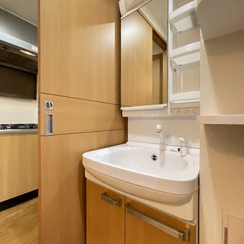 洗面設備　同仕様タイプです