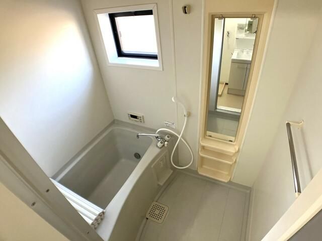 バス・シャワールーム　写真は別の部屋のものです。