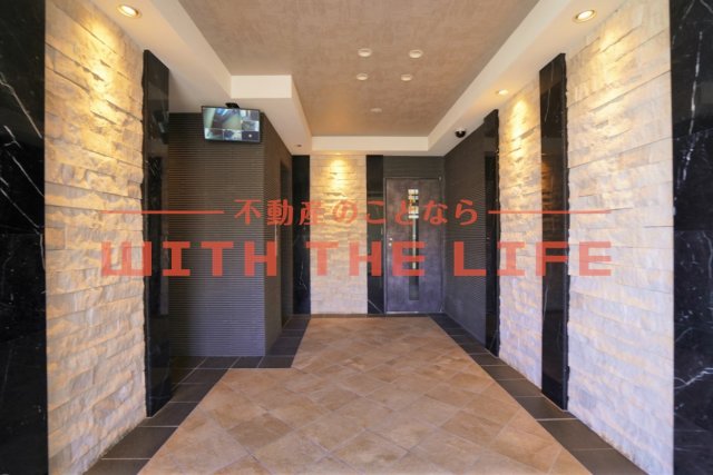 ロビー　建物の内部です