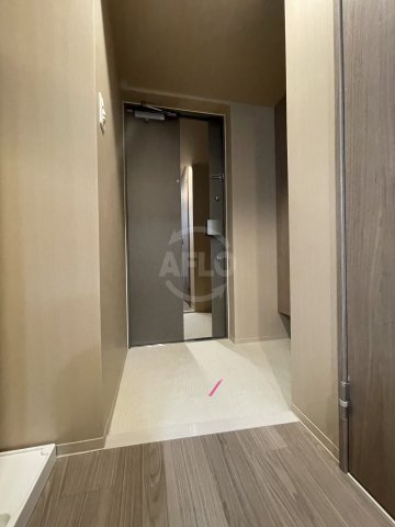 玄関　ラグゼナなんば南　玄関