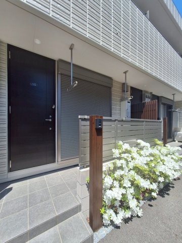 エントランス　清潔なエントランスです