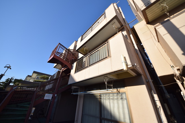 建物外観　～全面リフォームしました～