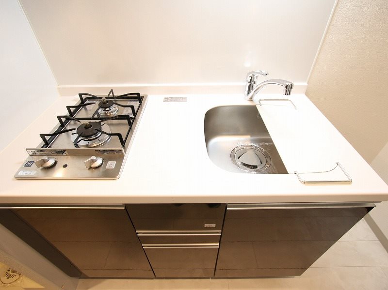 キッチン　画像は、同型タイプの為、現状を優先いたします。