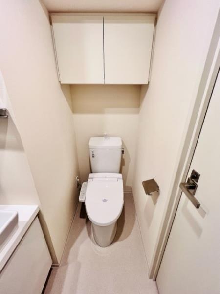 トイレ　清潔感のあるトイレです