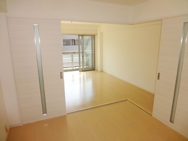 その他部屋・スペース　★明るい洋室です★