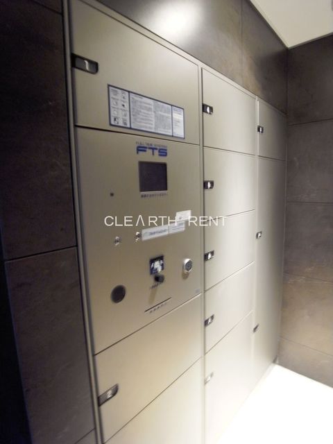 その他設備　不在時でも荷物を受けとれる宅配ボックスあり