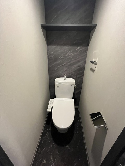 トイレ　別号室の写真です