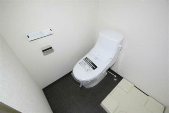 トイレ　温水洗浄便座