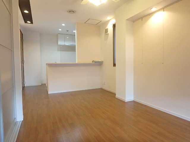 居室・リビング　居間です