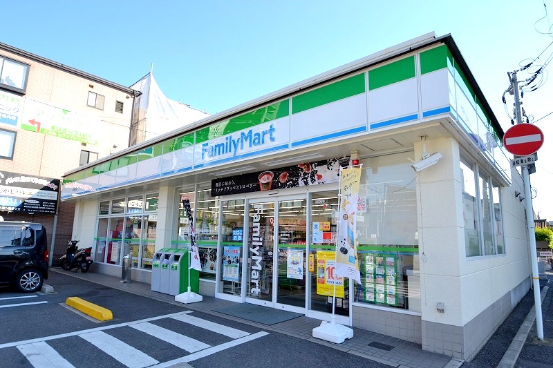 コンビニ　ファミリーマート高須駅前店（コンビニ）まで380m