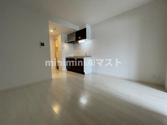 居室・リビング　※同マンション別間取り参考写真です