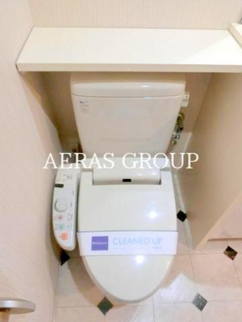 トイレ　温水洗浄便座