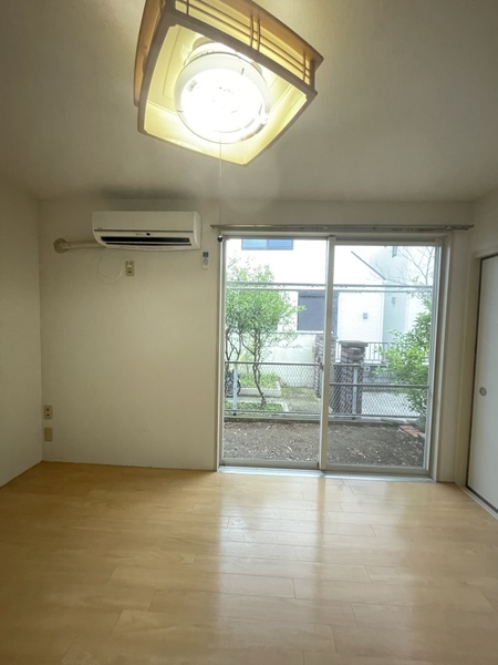 居室・リビング　ミッチェルF1