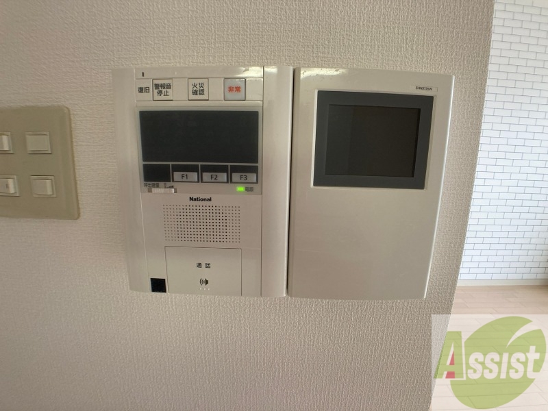 セキュリティ　インターホンで来客確認ができます。色々な機能が付いています。