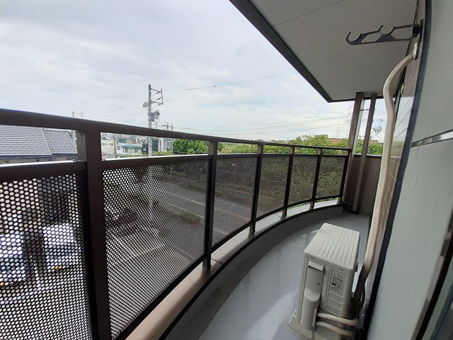 バルコニー　落ち着いた時間を過ごせるバルコニーです