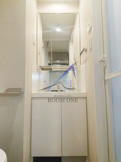 洗面設備　洗面台です。