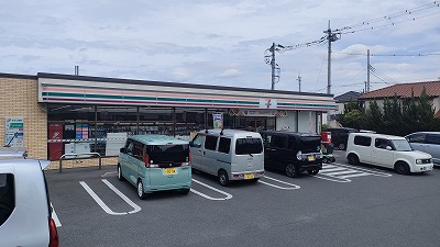 コンビニ　セブンイレブン　岩槻本丸店（コンビニ）まで409m