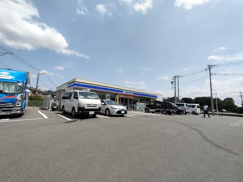 コンビニ　ローソン さいたま岩槻南辻店（コンビニ）まで615m